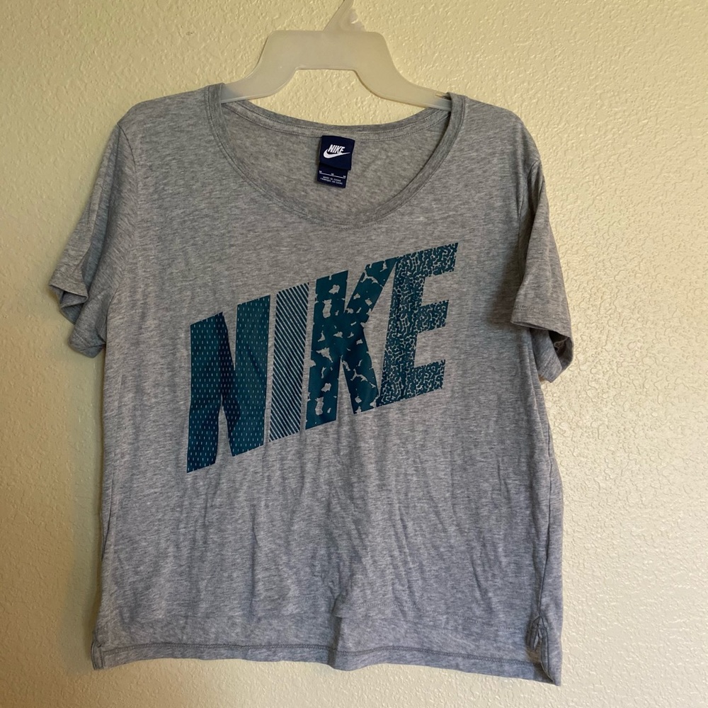 Nike t-shirt